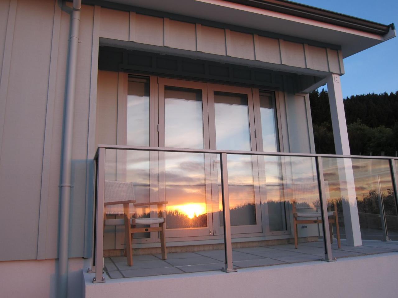 Aston Road Villa Bed & Breakfast Waikanae Εξωτερικό φωτογραφία